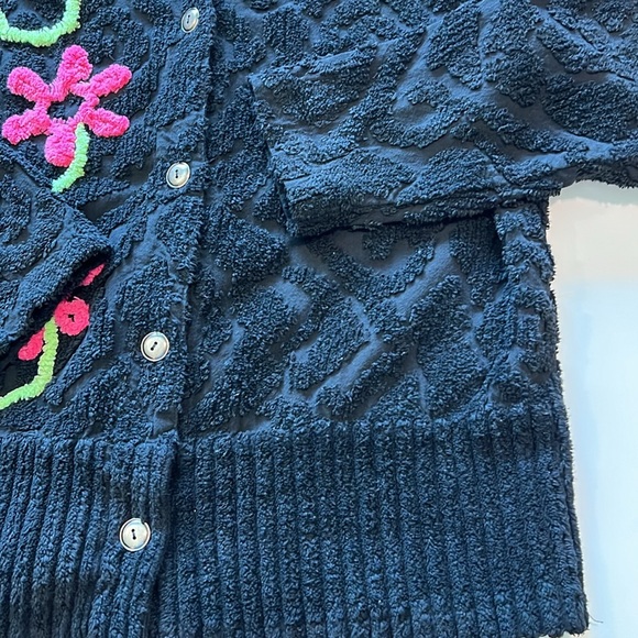 Scrap Works - vintage L, black terry cloth jacket, pink flowers - Picture 7 of 9